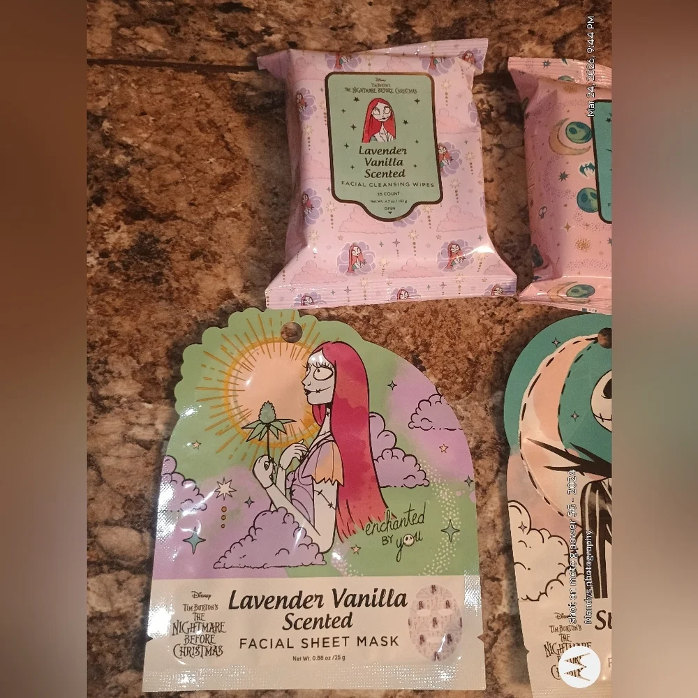 Nightmare before Christmas Disney beauty set New